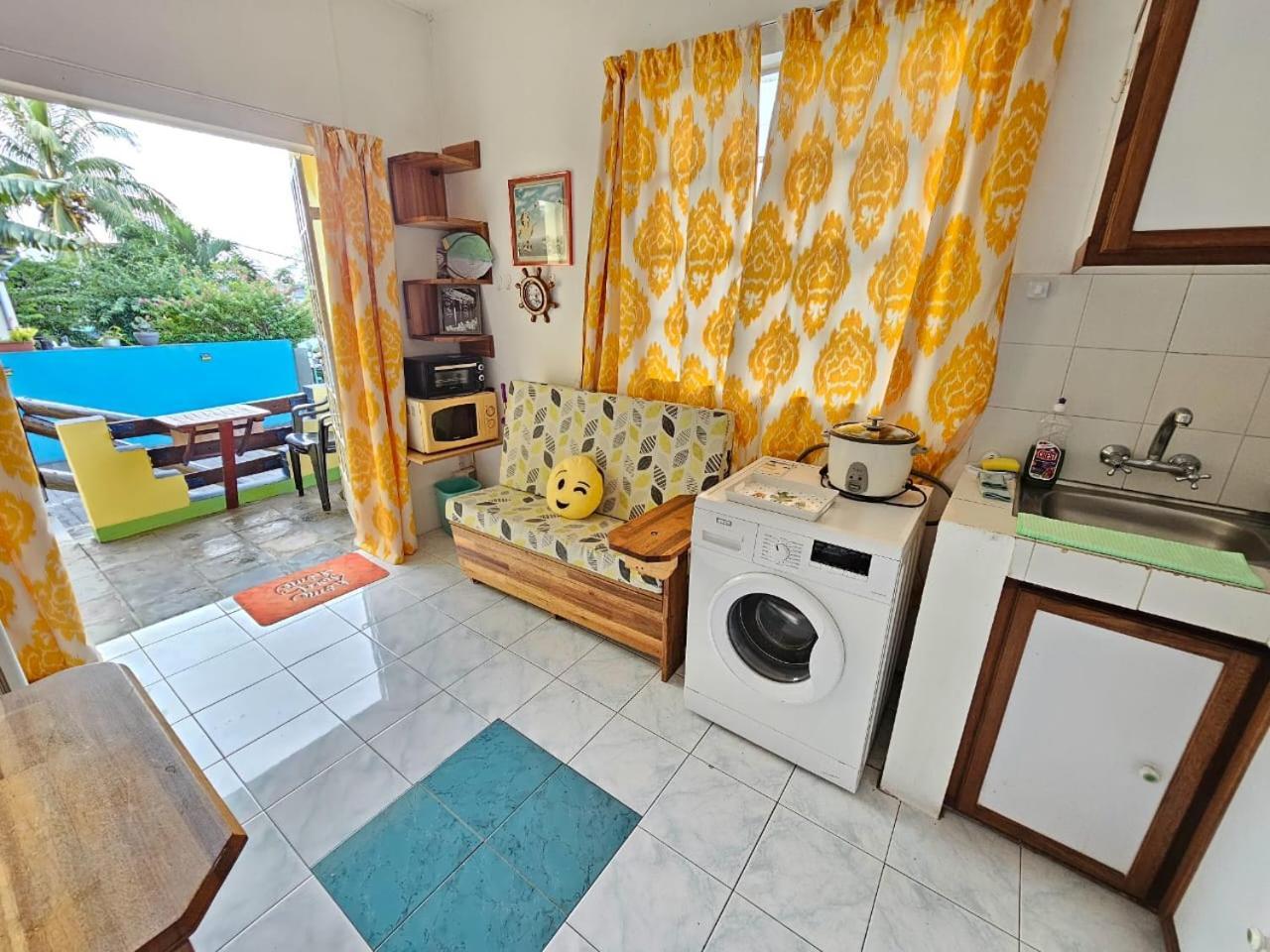Tropical Apartment Ла Гулет Екстериор снимка
