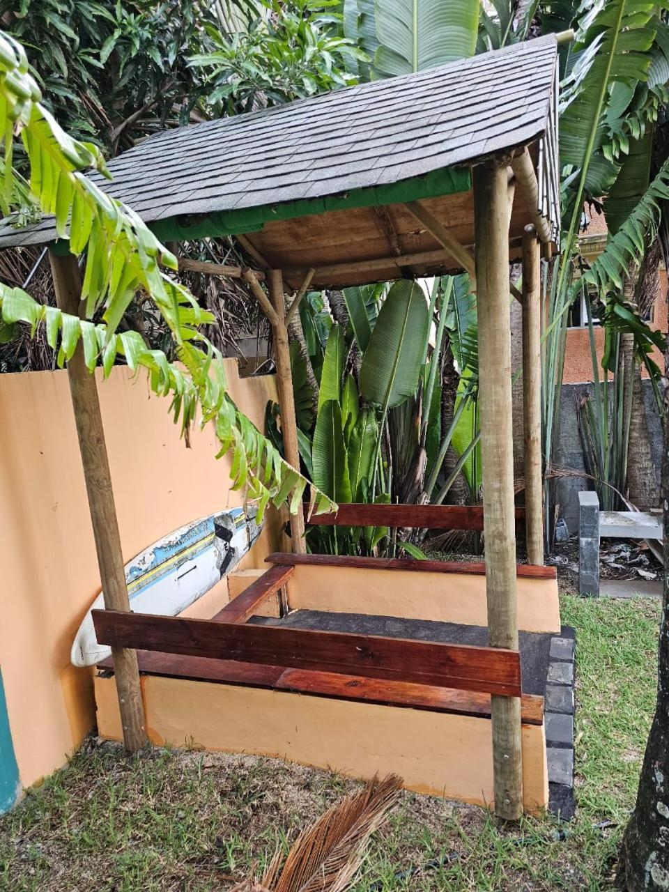 Tropical Apartment Ла Гулет Екстериор снимка